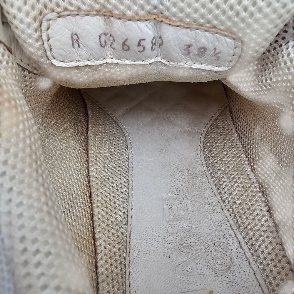 Chanel 16C CC Sneakers Cream Pink Green Suede Low Lace Up Size 38.5 US 7.5 8 - Picture 11 of 11